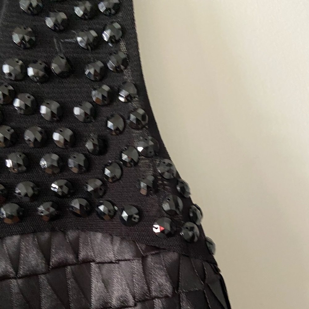 Express LBD - Picture 5 of 5